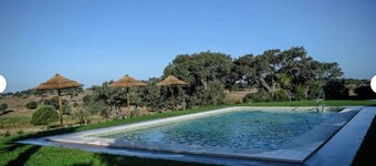 Holiday Home 'Herdade Monte Gordo - Casa 4' with Shared Pool, Wi-Fi and Air Conditioning