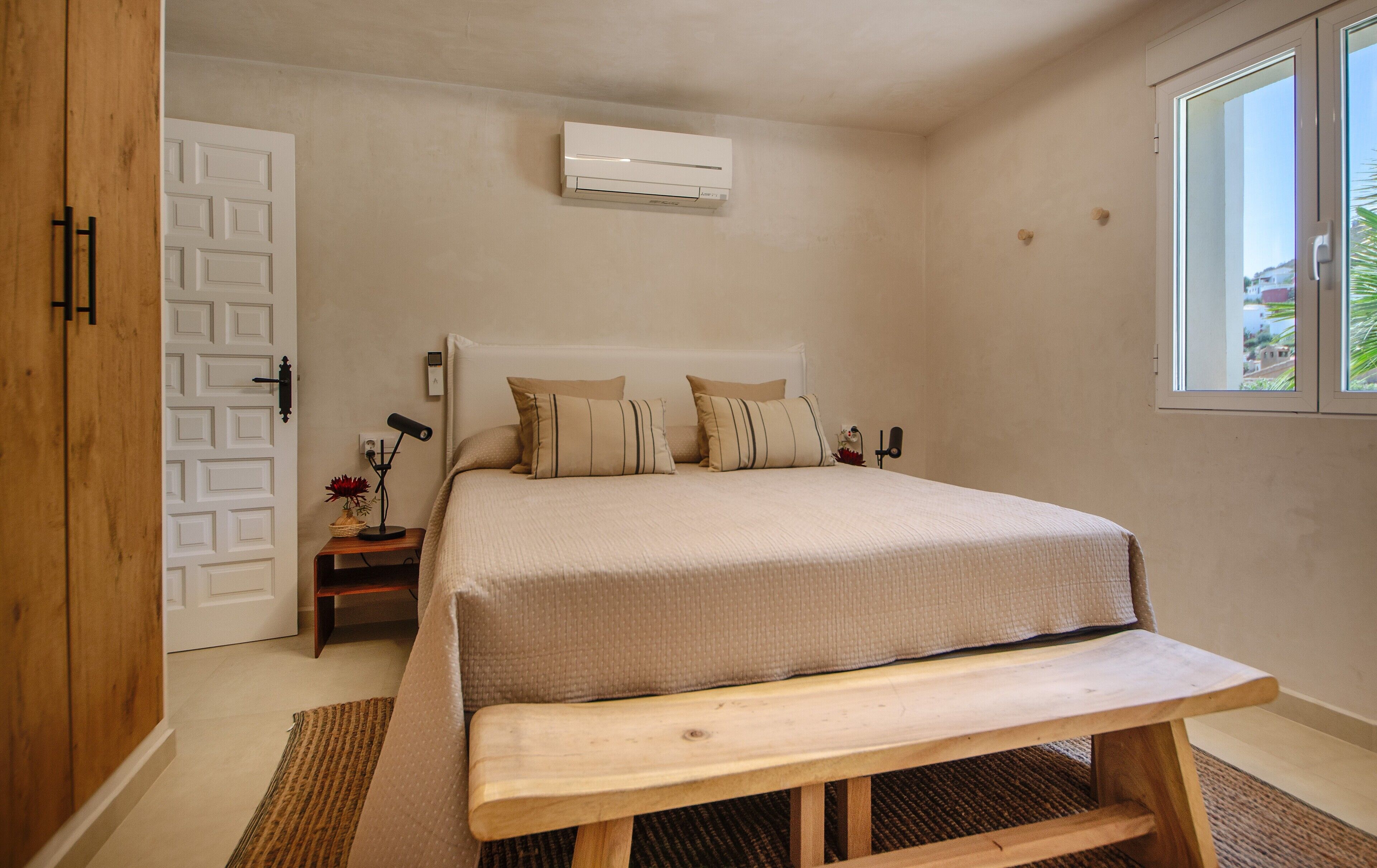 4 habitaciones, wifi gratis y ropa de cama 