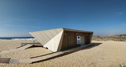 Holiday home "Casa Lagoa Mar" next to the beach and lagoon, with private terrace and Wi-Fi