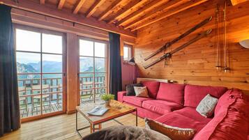 Fernseher, Kamin, DVD-Player, Stereoanlage