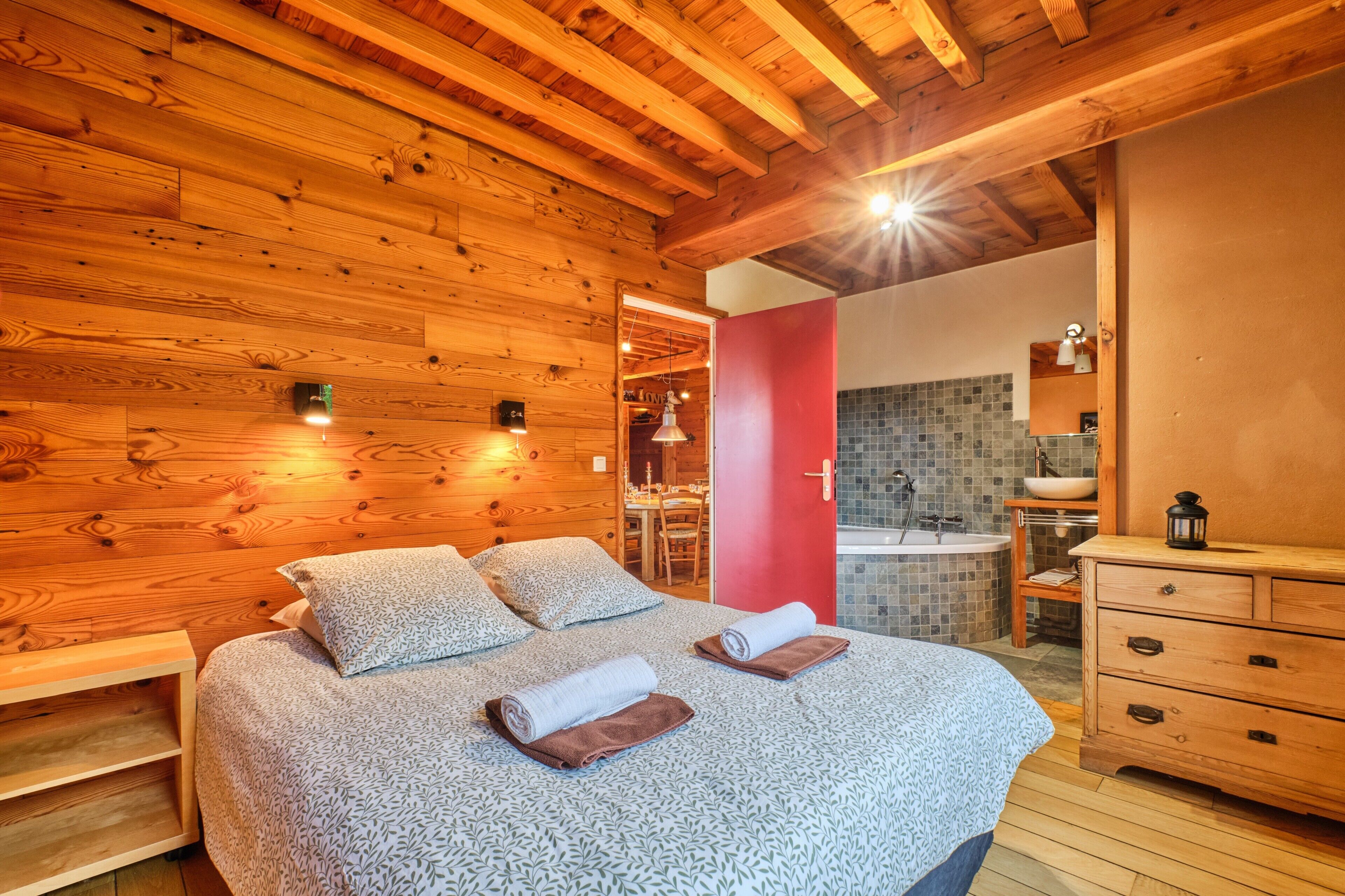 13 Schlafzimmer, Bügeleisen/Bügelbrett, kostenloses WLAN, Bettwäsche