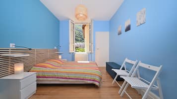 2 Schlafzimmer, BĂŒgeleisen/BĂŒgelbrett, kostenloses WLAN, BettwĂ€sche