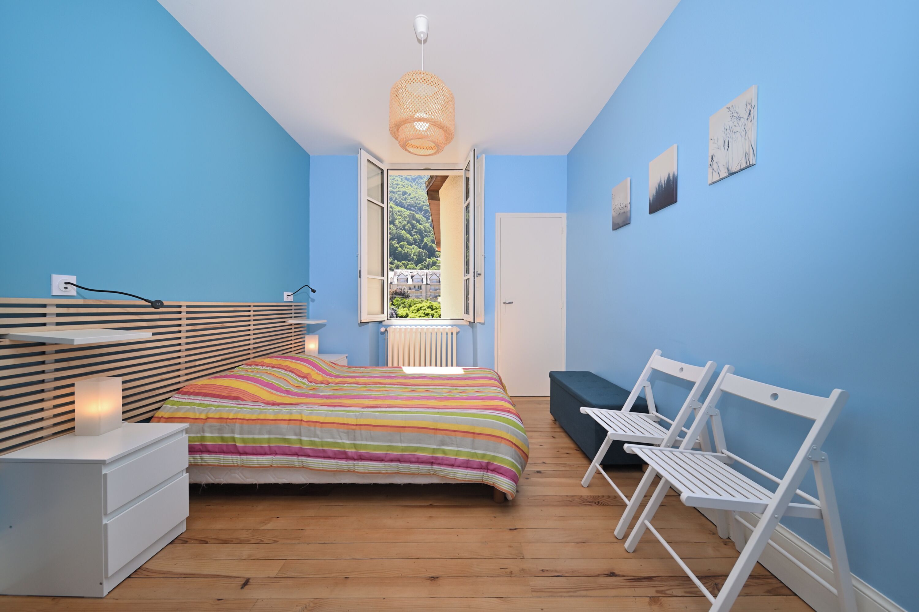 2 slaapkamers, een strijkplank/strijkijzer, gratis wifi