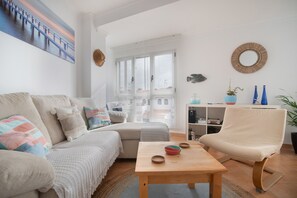 Fernseher, Stereoanlage