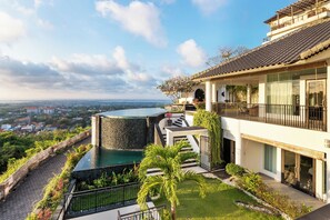 Exterior - Unique Bay View, 5 Bedroom luxury villa (kutuh)