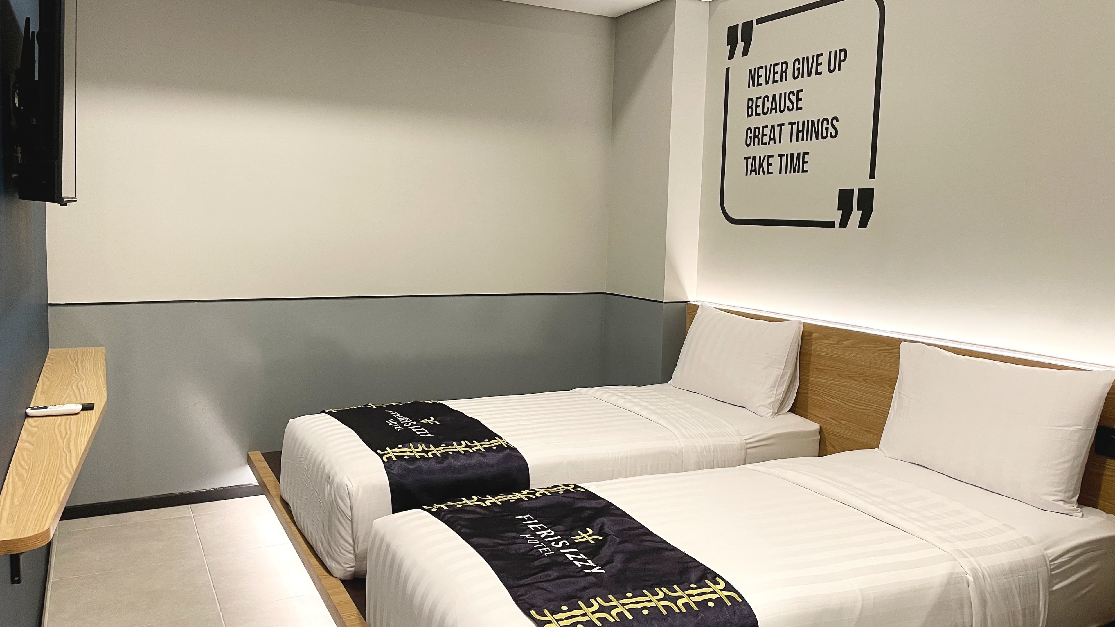 Deluxe Twin Room | Desk, laptop workspace, WiFi (free)