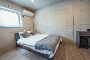 3 bedrooms, iron/ironing board, free WiFi, bed sheets - Villa est lumiere (Miyakojima)