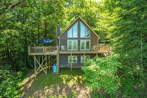 Exterior - Stunning View! Hot Tub, Grill, Fire Table, Wi-Fi! (Bryson City)