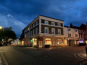 Exterior - Modern and Bright 1BD Apartment in Lewes, Sussex (Lewes)