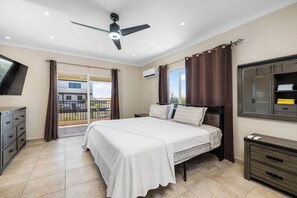 3 bedrooms, iron/ironing board, WiFi