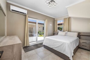 3 bedrooms, iron/ironing board, WiFi
