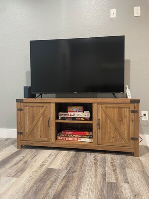 Interior - Getaway in the Glades (Gatlinburg)