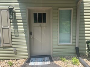 Exterior detail - Getaway in the Glades (Gatlinburg)