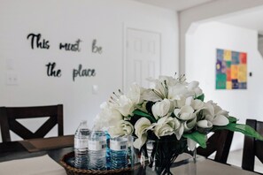 Dining - NEW LISTING-HOME near Seaworld and UTSA (San Antonio)