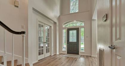 New! 4BR/Easy Access to all Woodlands amenities