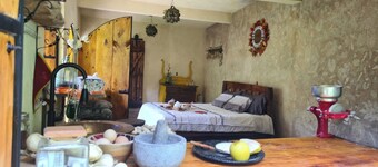 Romántica Casa Hobbit en la Montaña