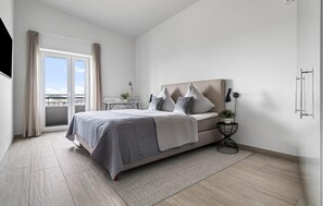 2 bedrooms, iron/ironing board, travel cot, free WiFi - Sunset Penthouse Teresa (Olpenitz)