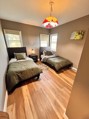 2 chambres, Wi-Fi gratuit, draps fournis