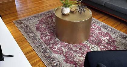 Mid-Century Modern 4BR WIF SmrtTV, Coffee Patio