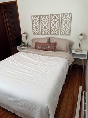 3 bedrooms, WiFi, bed sheets