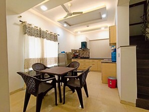 Dining - Terrific 3-bedroom villa in Vrindavan with AC (Vrindavan)