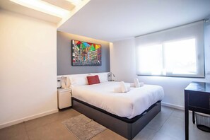 2 Schlafzimmer, Reisekinderbett, WLAN, Bettwäsche