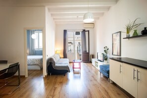 2 Schlafzimmer, Bügeleisen/Bügelbrett, kostenloses WLAN