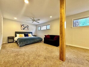 4 bedrooms, iron/ironing board, travel cot, WiFi