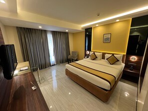 Habitació doble o amb dos llits individuals superior, vistes a la ciutat | Caixa forta a l'habitació i habitacions insonoritzades 