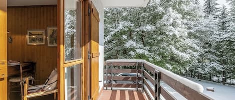 Familie appartement, 1 slaapkamer (Alme Suites) | Balkon