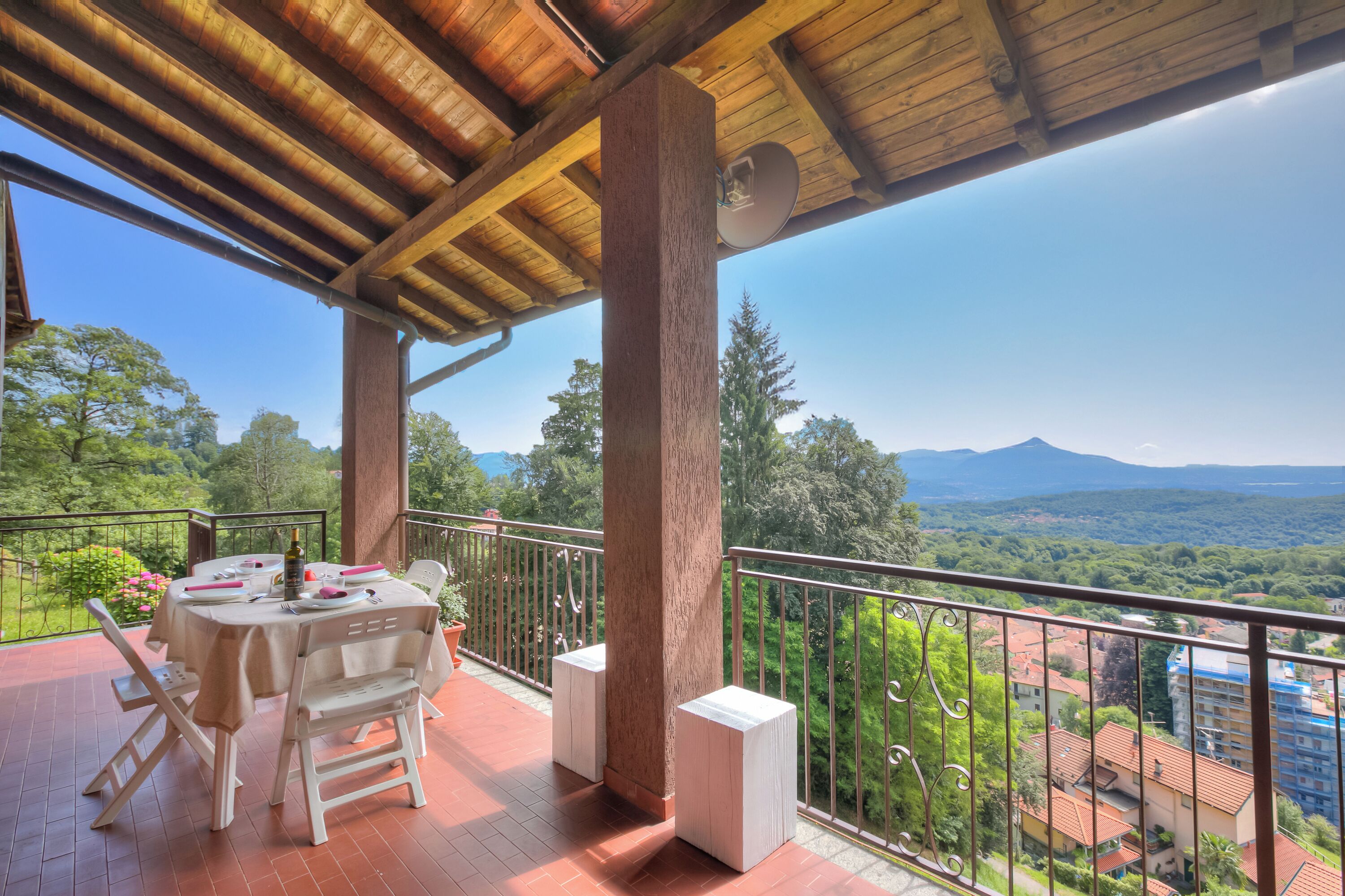 Standard Apartment, Multiple Bedrooms, Mountainside (Il Vecchio Faggio) | Outdoor dining