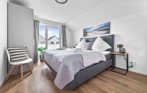 2 chambres, fer et planche à repasser, lit parapluie, Wi-Fi gratuit