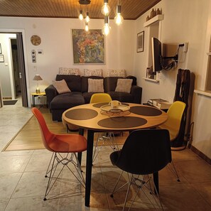 Dining - Bliss - Geniet van een Zelfvoorzienend Verblijf in de Vlaamse Ardennen! (Oudenaarde)