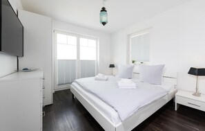 2 soverom, strykejern/-brett, reiseseng for barn og wi-fi (inkludert)