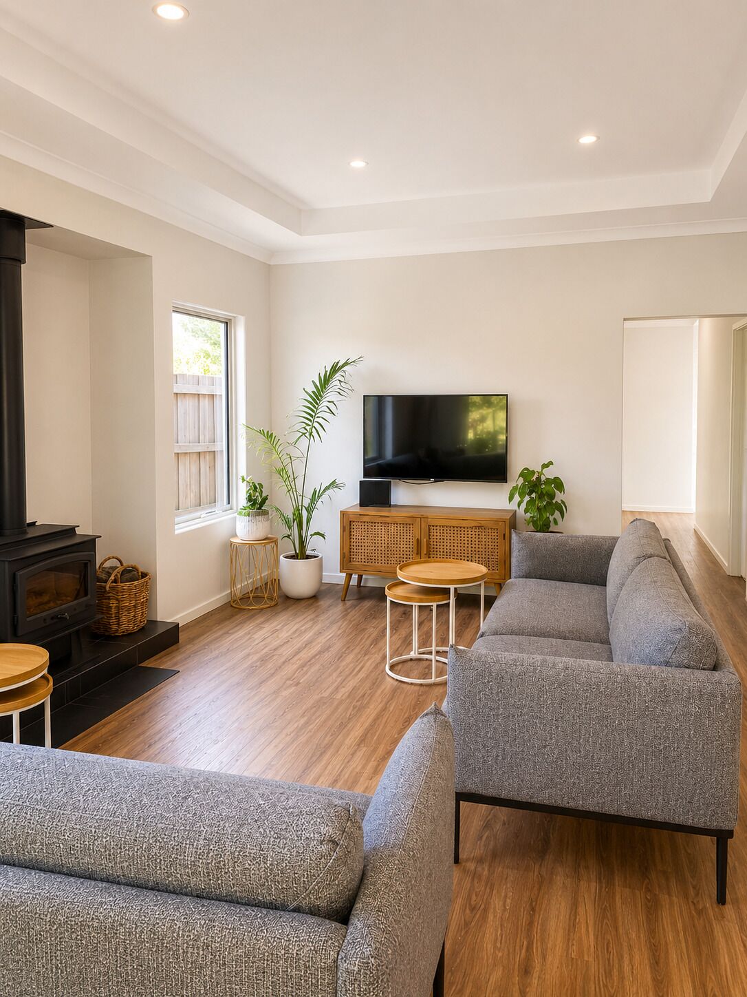 Family House, Garden View | Living area | 55-inch TV with digital channels