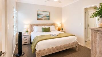Family House, Garden View | 4 bedrooms, individually decorated, individually furnished