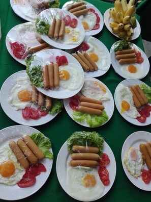 Daily local cuisine breakfast (THB 300 per person) - Phoohongsa Resort (Nakhon Nayok)
