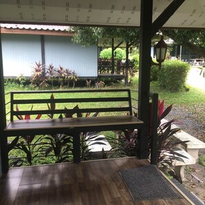 Terrace/patio - Phoohongsa Resort (Nakhon Nayok)