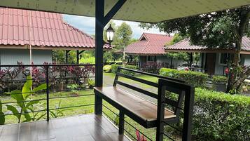 32-inch flat-screen TV with satellite channels