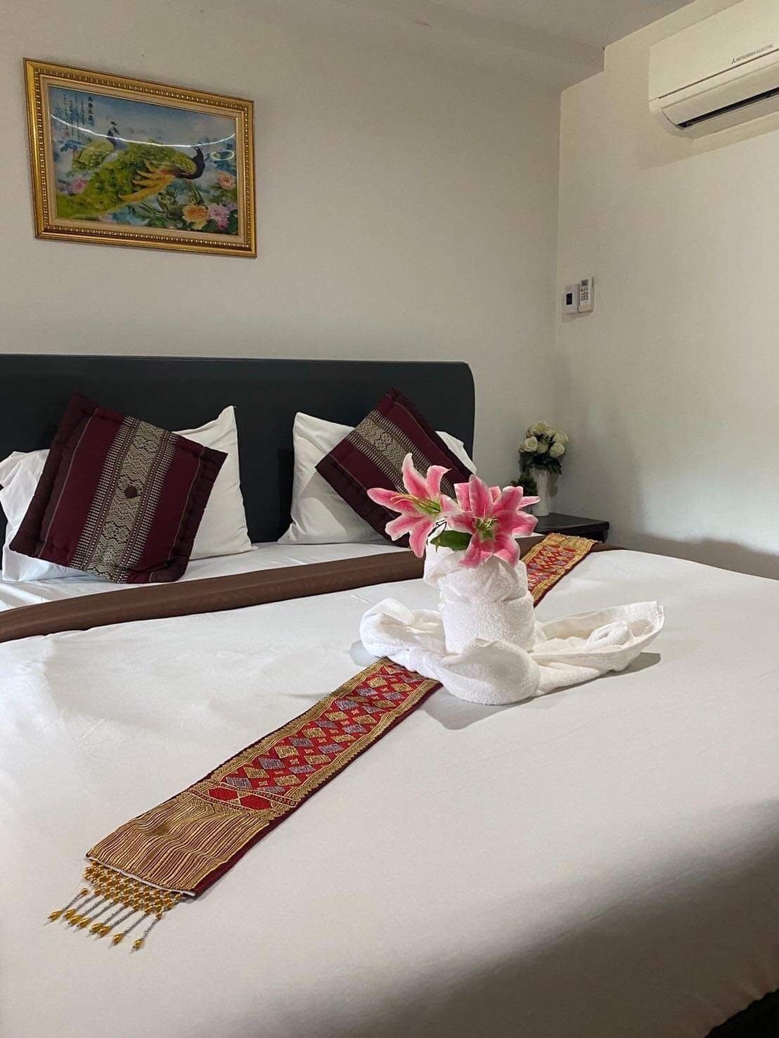 Basic Room, 1 Bedroom, Mountain View, Mountainside | Premium bedding, blackout curtains, iron/ironing board, free WiFi