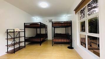 4 chambres, lit parapluie, Wi-Fi, draps fournis