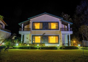 Premium Room, Mountain View | Free WiFi - Kudrat Resort and Suites Jim Corbett (Nainital)