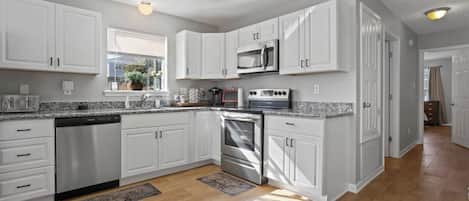 Rumah Comfort, 3 kamar tidur, Bebas Asap Rokok, patio | Dapur pribadi | Lemari es, microwave, oven, dan kompor