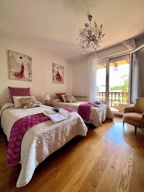 4 chambres, fer et planche Ă repasser, lit parapluie, Wi-Fi gratuit