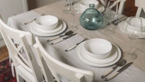 Deluxe Cottage | Dining room - Benambra Cottage (Queenscliff)