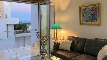 Apartemen, 2 kamar tidur, Boleh Merokok, balkon | Interior