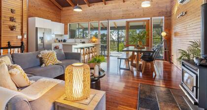 Hilltop Hideaway at Coolum Beach