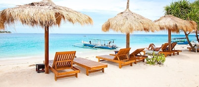 Lava Villa: discover serenity at Your Private Oasis on Gili Meno