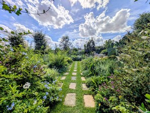 Garden view - Alternative Relax Rooms by Oikia Vacanze (Scorrano)
