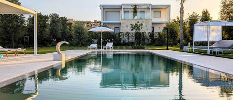 Außenpool, geöffnet von 08:00 Uhr bis 20:00 Uhr, Cabañas (kostenlos)